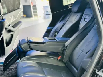 MERCEDES-BENZ GLS 600 4Matic Maybach-High End-Hüpft