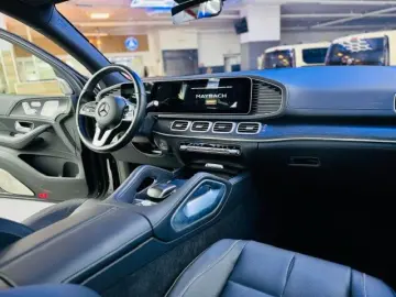 MERCEDES-BENZ GLS 600 4Matic Maybach-High End-Hüpft
