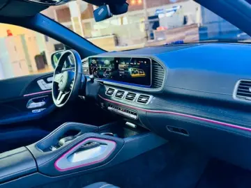 MERCEDES-BENZ GLS 600 4Matic Maybach-High End-Hüpft