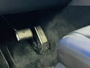 MERCEDES-BENZ GLS 600 4Matic Maybach-High End-Hüpft