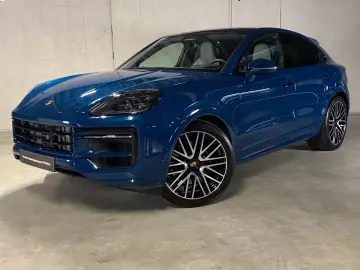 Porsche Cayenne E-Hybrid Coupé Black Edition