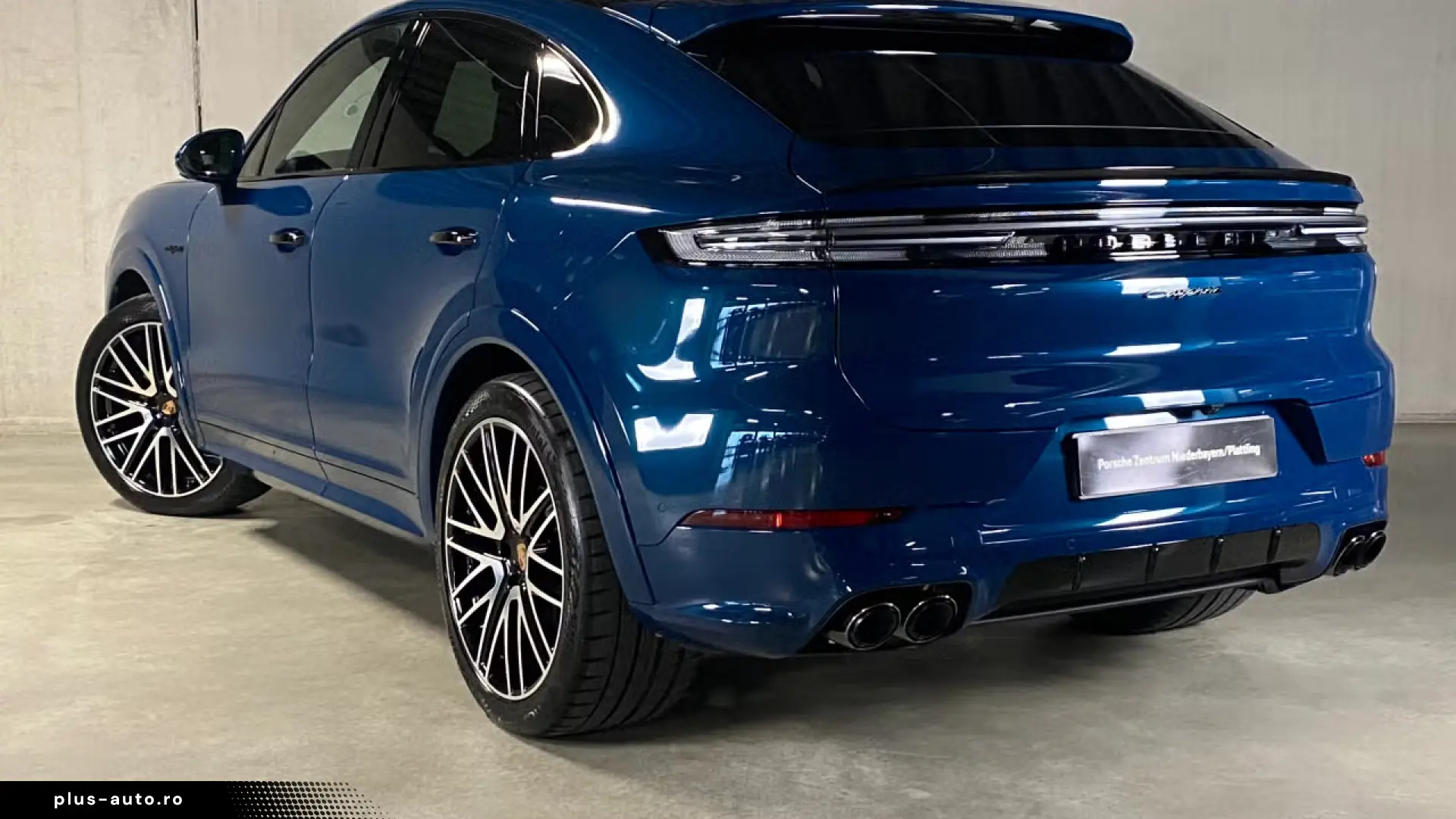Porsche Cayenne E-Hybrid Coupé Black Edition