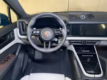 Porsche Cayenne E-Hybrid Coupé Black Edition