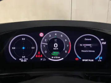 Porsche Cayenne E-Hybrid Coupé Black Edition