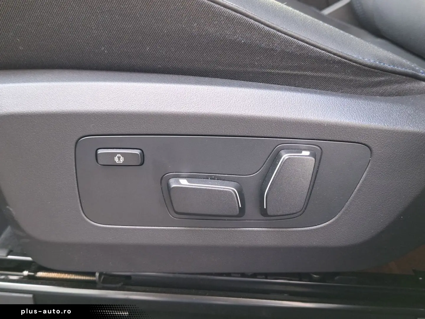 BMW X3 20 xDr M Sport AHK HUD 360  DrivePro LivePro