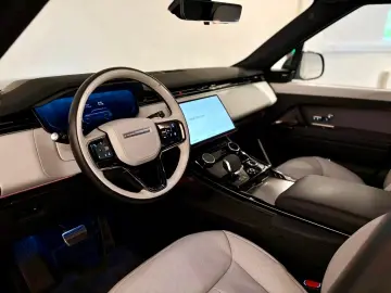 LAND ROVER Range Rover Sport P440e Dynamic HSE