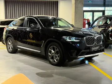 BMW X4 30i xDrive xLine