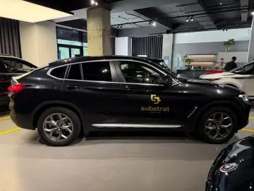 BMW X4 30i xDrive xLine