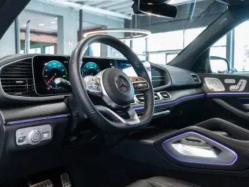 Mercedes-Benz GLS 580 4MATIC AMG Line   7 Locuri