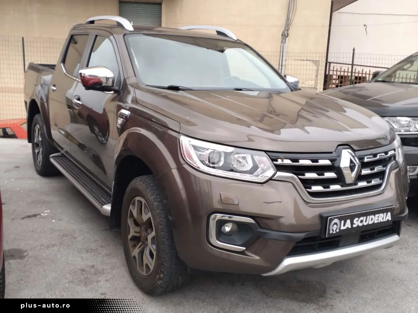 RENAULT Renault Alaskan PICK-UP 2.3 cc 190cv AUTOMATIC
