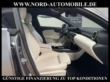 MERCEDES-BENZ CLA 220 d 4M Coupé Progressive Distro …