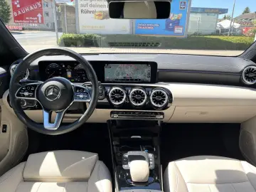 MERCEDES-BENZ CLA 250e Progressive  Pano LED Virtual HUD