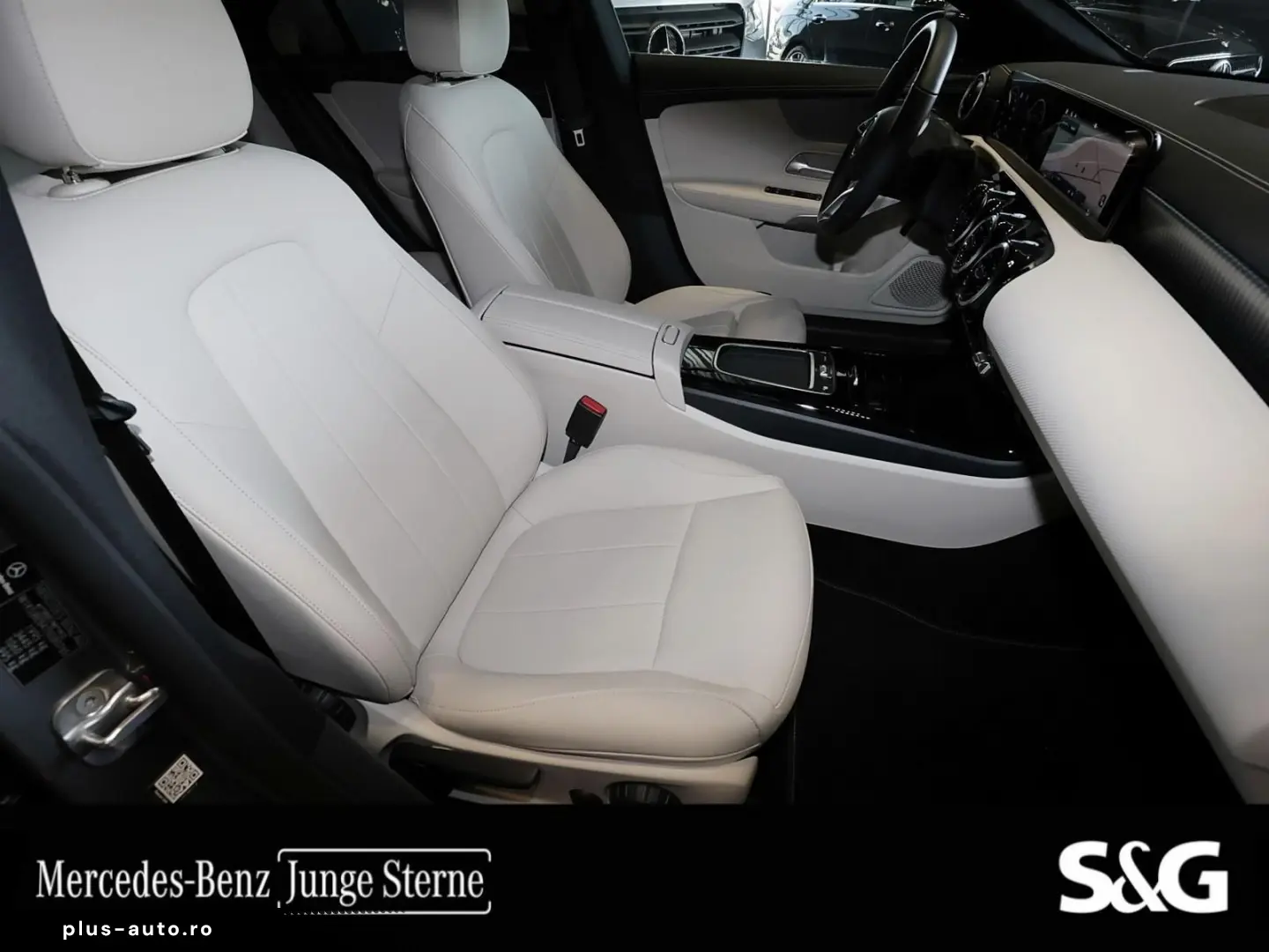 MERCEDES-BENZ CLA 180 Coupé LEDER BEIGE NIGHT 18  KAMERA LED