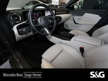 MERCEDES-BENZ CLA 180 Coupé LEDER BEIGE NIGHT 18  KAMERA LED