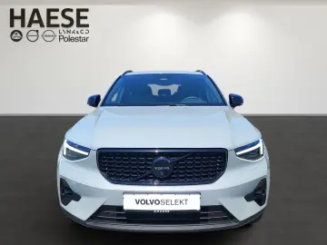 VOLVO XC40 B3 Plus Black Edition