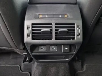 LAND ROVER Discovery Sport D165 S Komfort