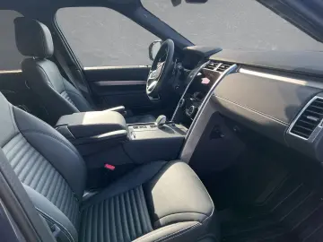 LAND ROVER Discovery D300 Dyn. SE 21