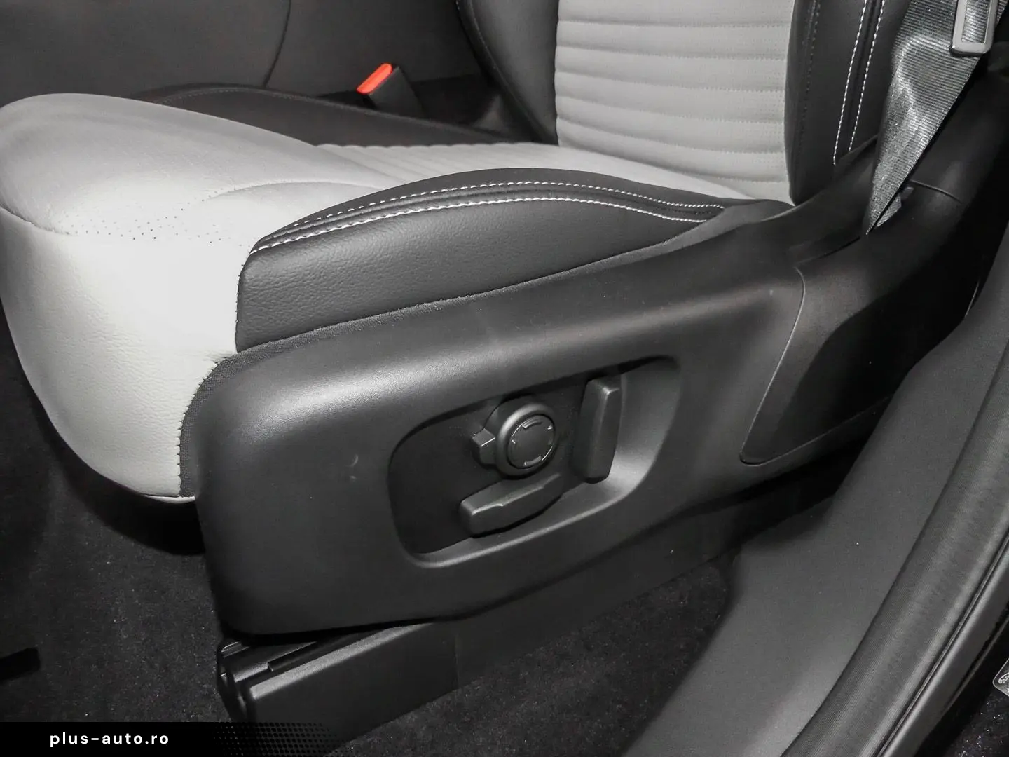 LAND ROVER Discovery 5 Dynamic SE D300 AWD
