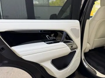 LAND ROVER Range Rover D 300 SE SWB LED