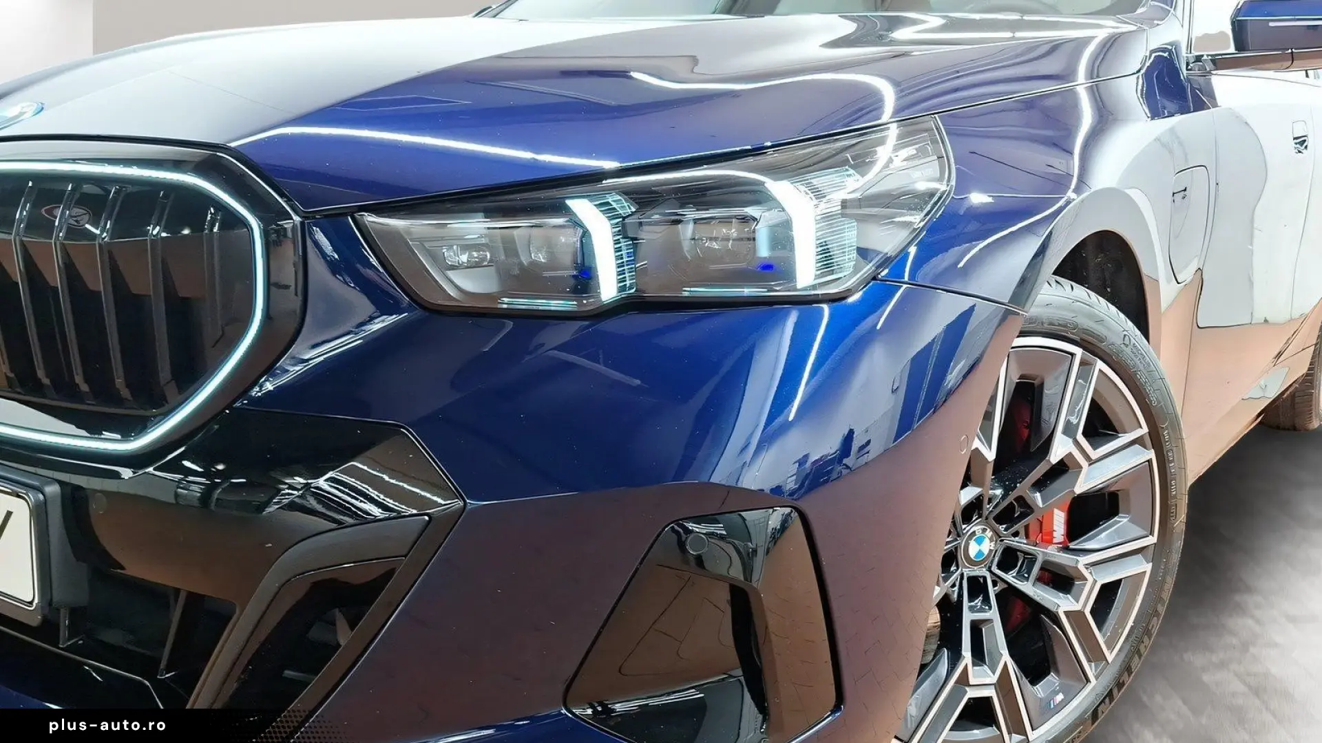 BMW 550E XDRIVE LIMOUSINE