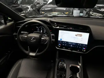 LEXUS RZ 450e Executive Line