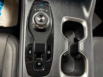 LEXUS RZ 450e Executive Line