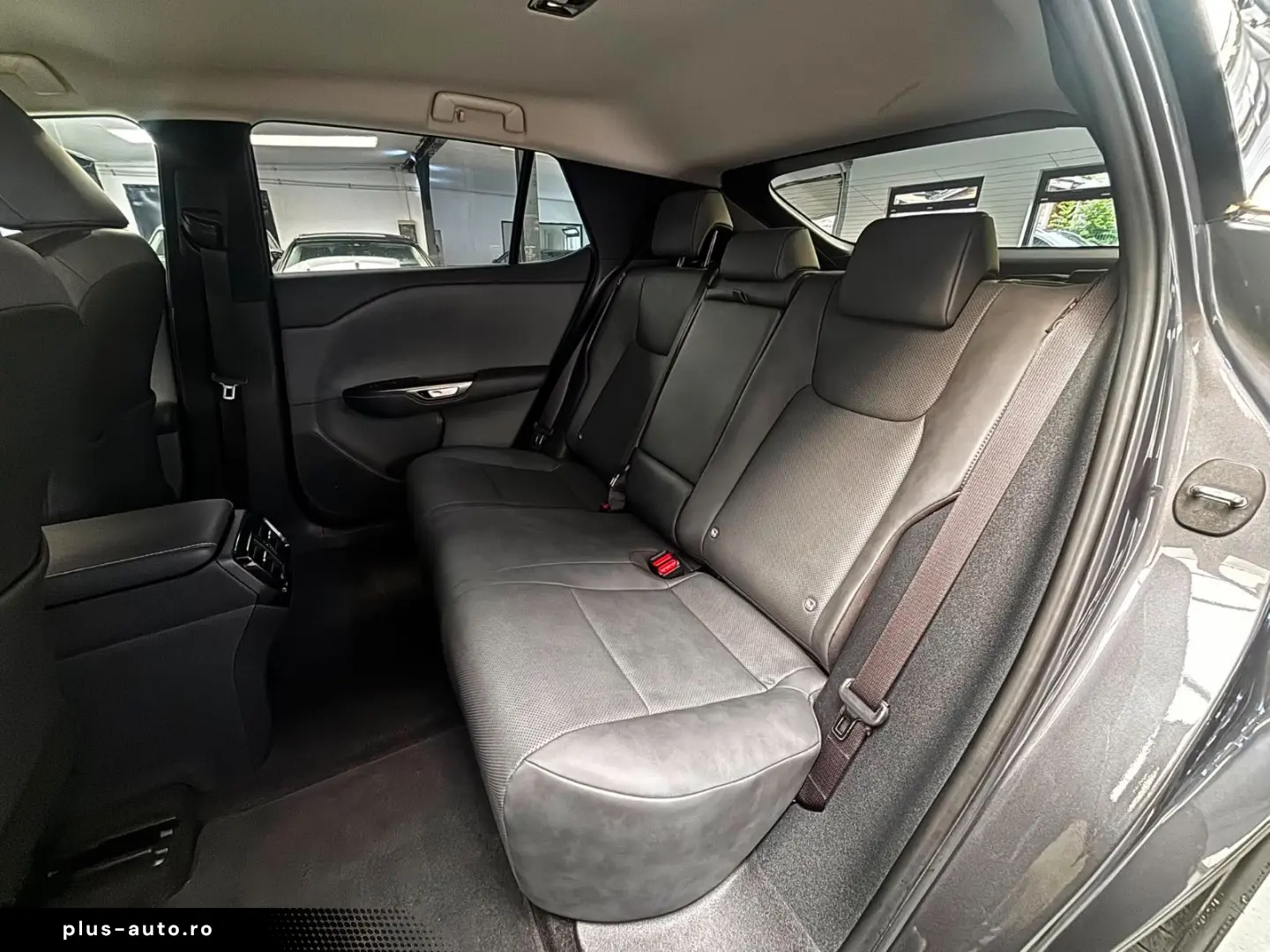 LEXUS RZ 450e Executive Line