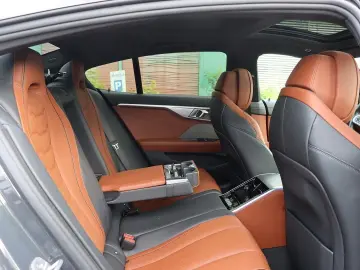 BMW 840i M Sport Leder Laser Pano Harman Kardon