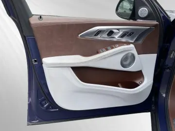 BMW XM 50E