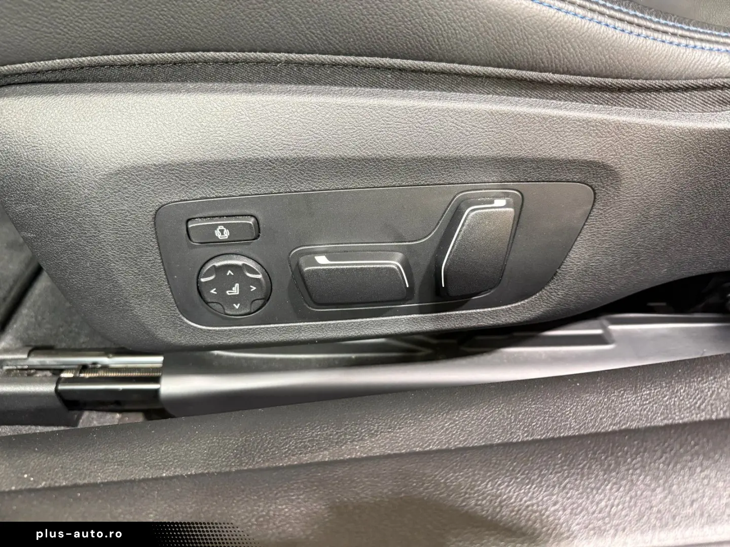 BMW M440i xDrive Coupé Pro AHK M-Sitze GSD ACC 360