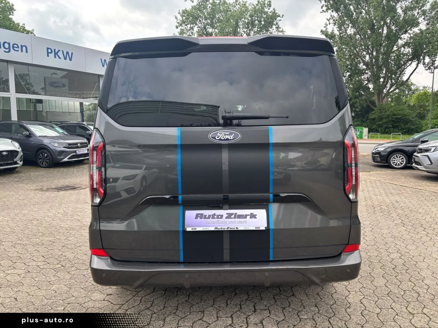 FORD Tourneo Custom Bus 320 L1 SPORT FWD Aut. AHK 7 1