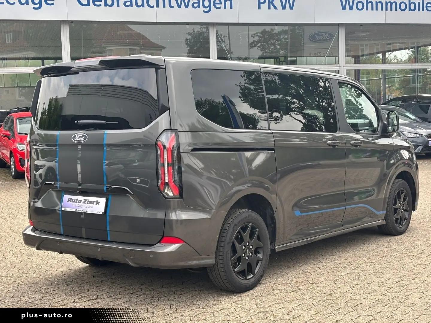 FORD Tourneo Custom Bus 320 L1 SPORT FWD Aut. AHK 7 1
