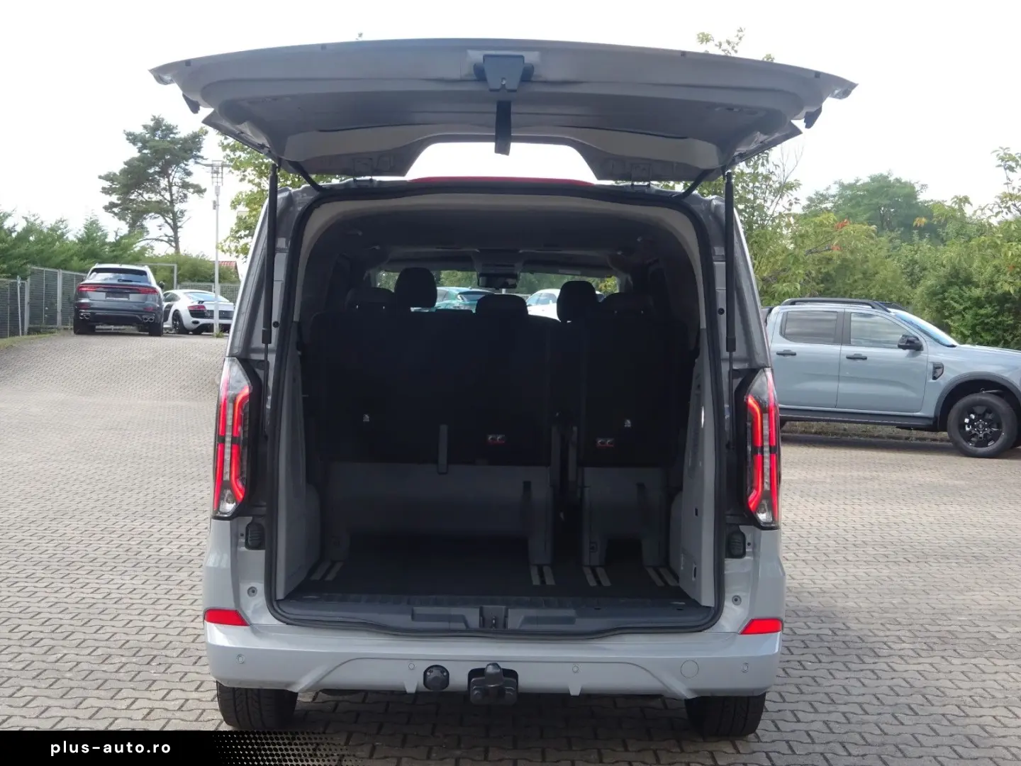FORD Tourneo Custom 170PS Autm. Sport L2 Navi AHK