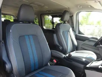 FORD Tourneo Custom 170PS Autm. Sport L2 Navi AHK