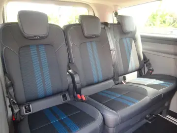 FORD Tourneo Custom 170PS Autm. Sport L2 Navi AHK