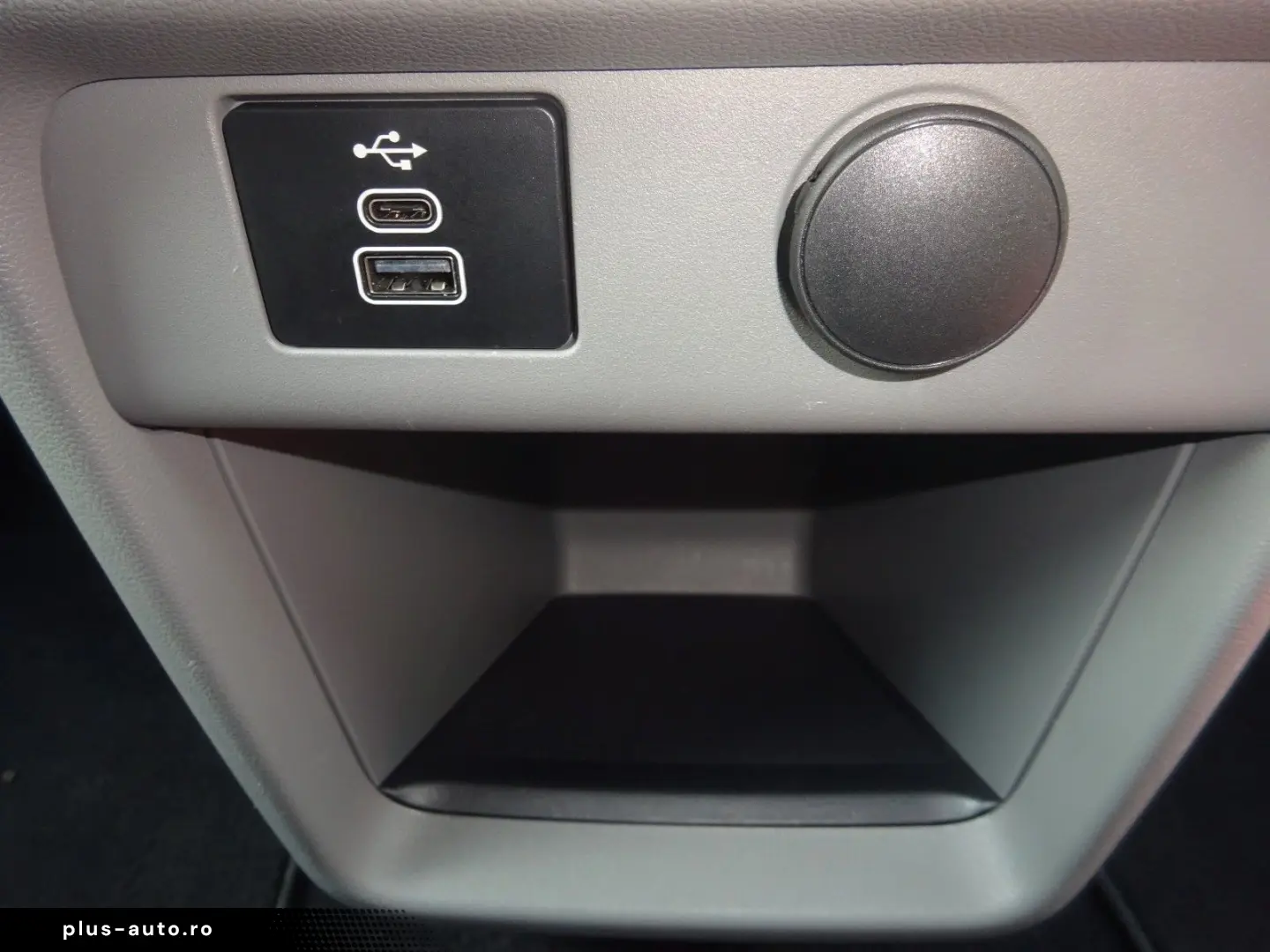 FORD Tourneo Custom 170PS Autm. Sport L2 Navi AHK