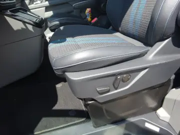 FORD Tourneo Custom 170PS Autm. Sport L2 Navi AHK