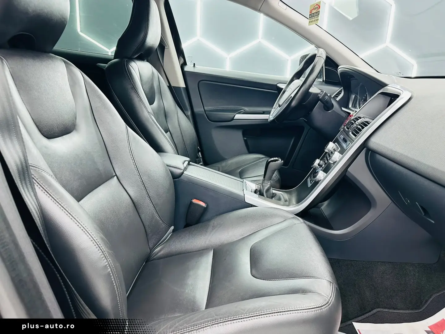 VOLVO XC60 2016 2.0D E6 Garantie 12 Luni Rate Avans 0 Doar C