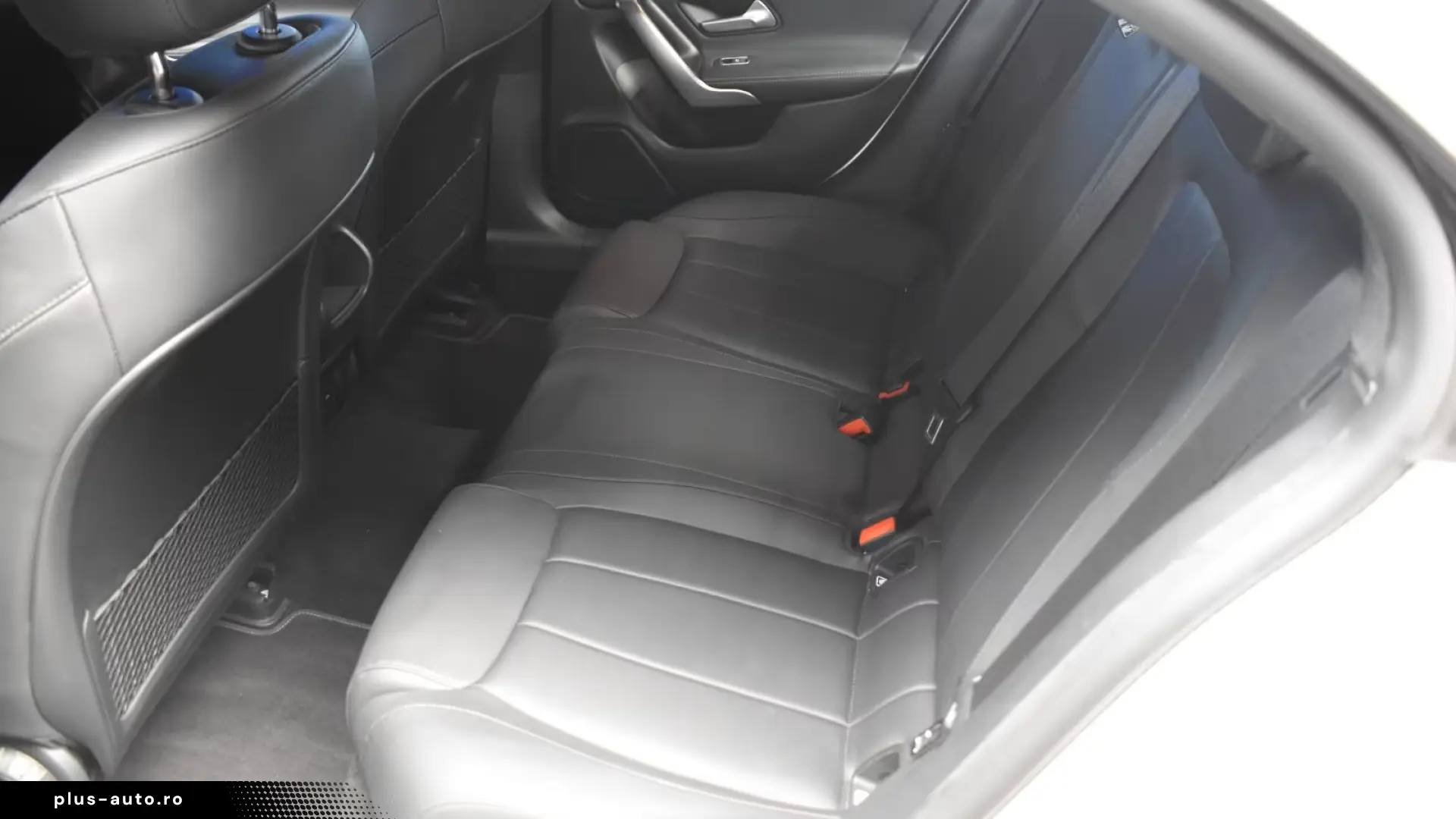 Mercedes-Benz CLA 220 d DISTRONIC LED 360 CAMERA