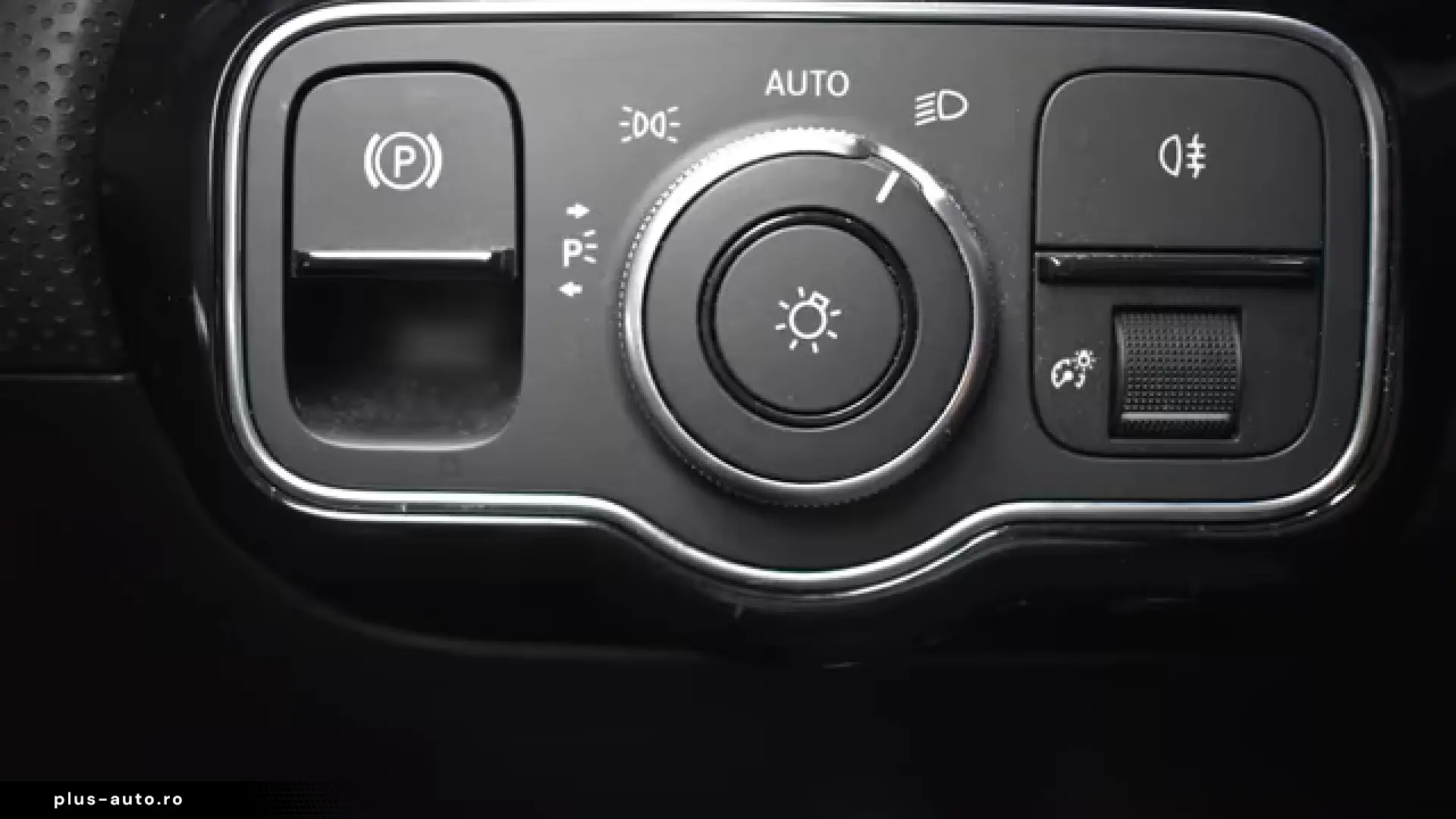 Mercedes-Benz CLA 220 d DISTRONIC LED 360 CAMERA