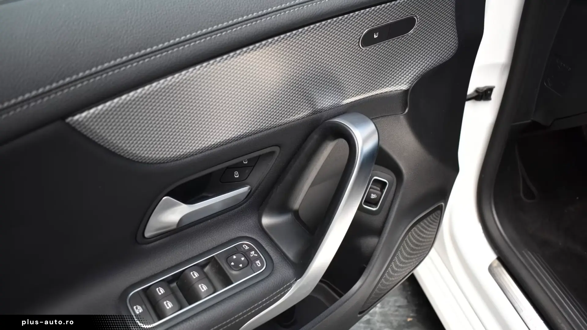 Mercedes-Benz CLA 220 d DISTRONIC LED 360 CAMERA