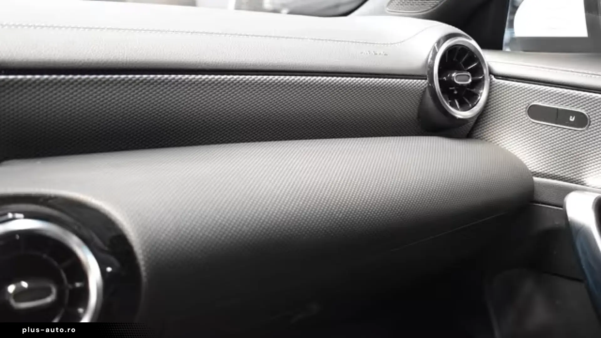 Mercedes-Benz CLA 220 d DISTRONIC LED 360 CAMERA