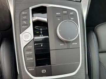 BMW 430 i xDrive Coupe M Sport AHK HUD Harman Kardon