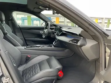 Audi e-tron GT quattro   Dynamic Plus Masaj Pano Ventilatie