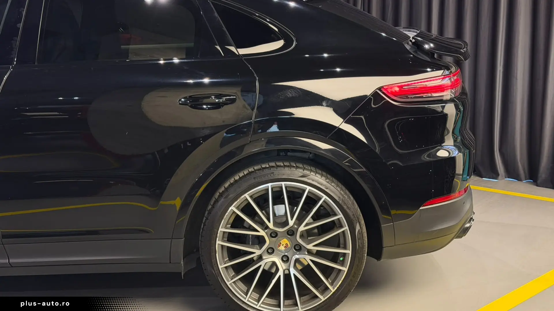 Porsche Cayenne  Pano Bose