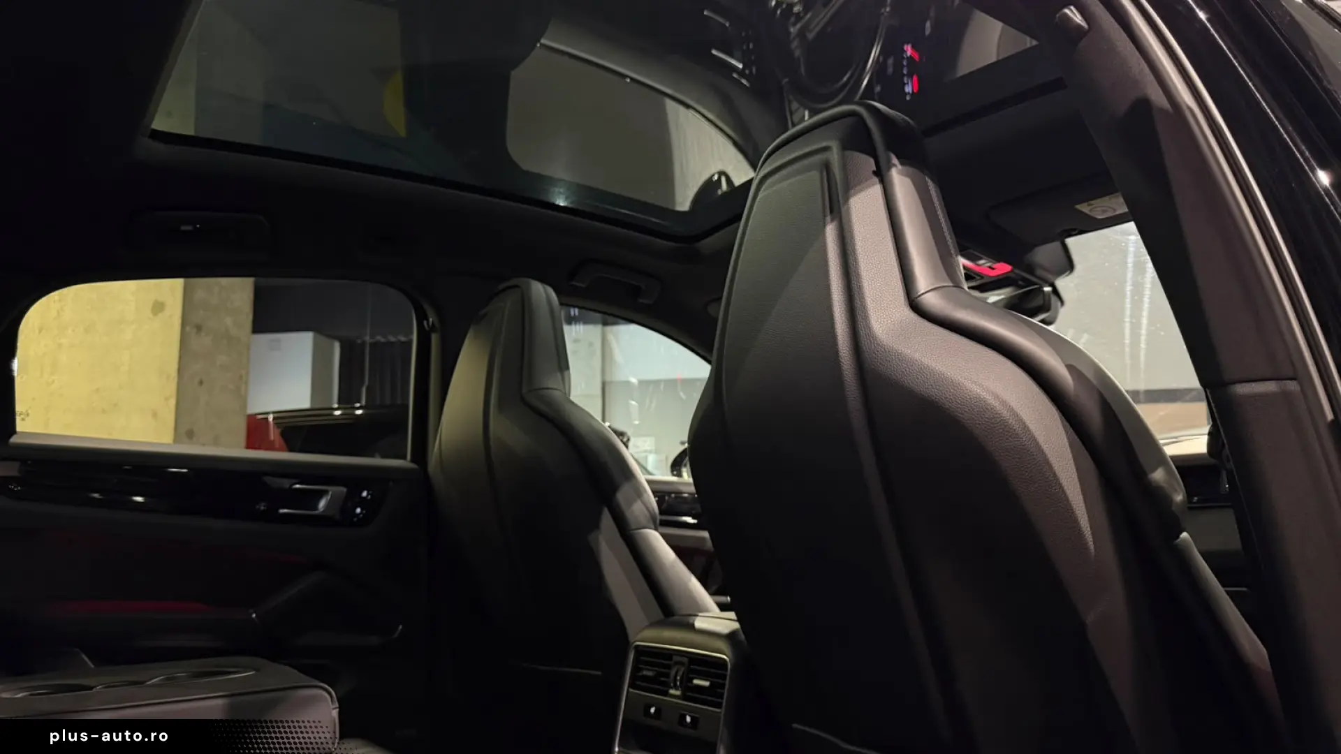 Porsche Cayenne  Pano Bose
