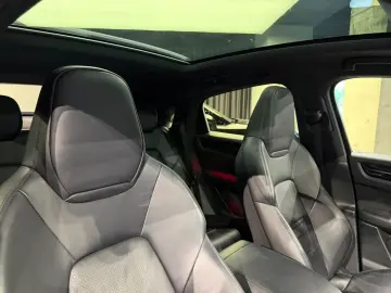 Porsche Cayenne  Pano Bose
