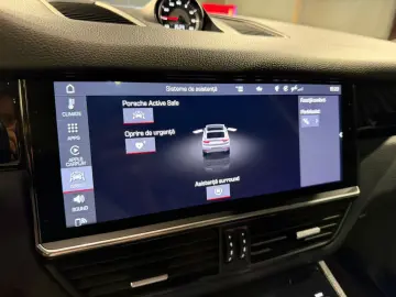 Porsche Cayenne  Pano Bose