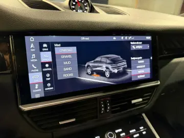 Porsche Cayenne  Pano Bose