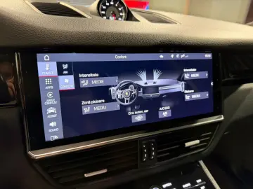 Porsche Cayenne  Pano Bose